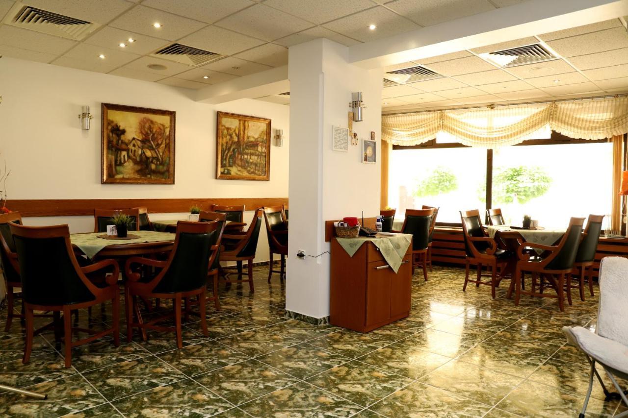 Hotel Mishel Kocherinovo Luaran gambar