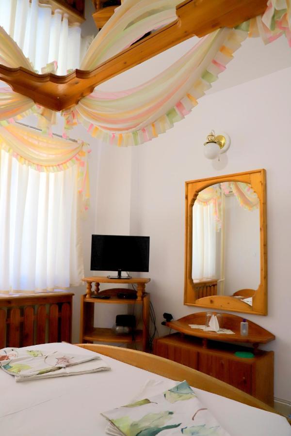Hotel Mishel Kocherinovo Luaran gambar
