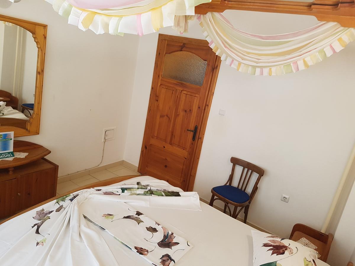 Hotel Mishel Kocherinovo Luaran gambar